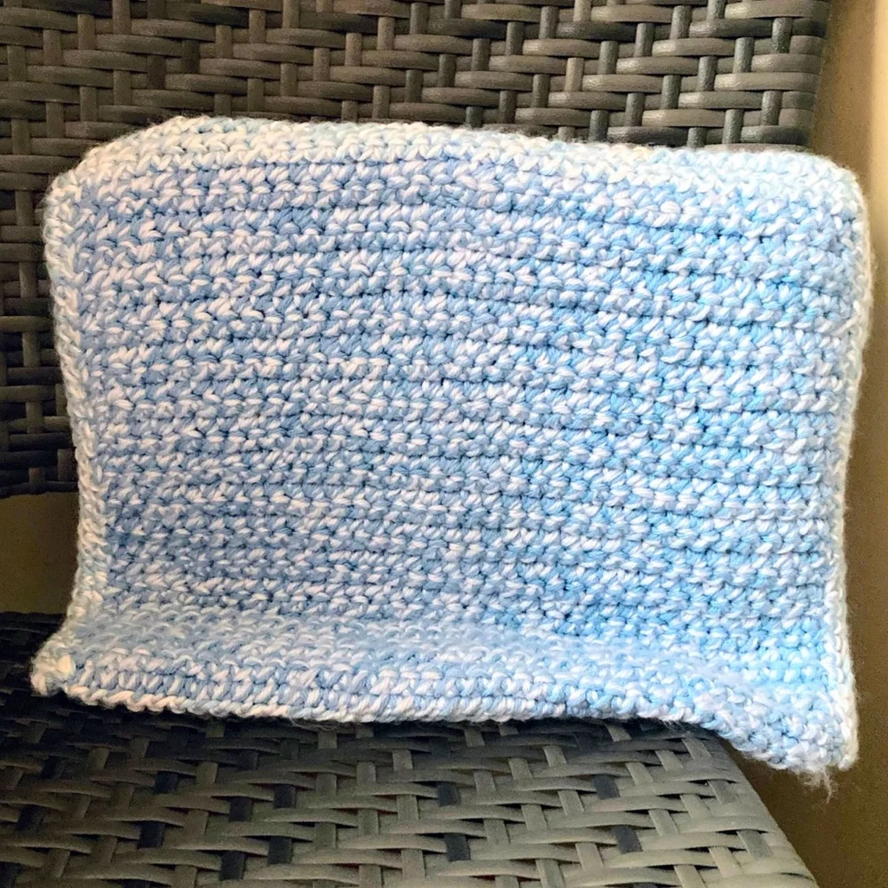 NWOT Handmade Hand Knit crochet laptop sleeve bag